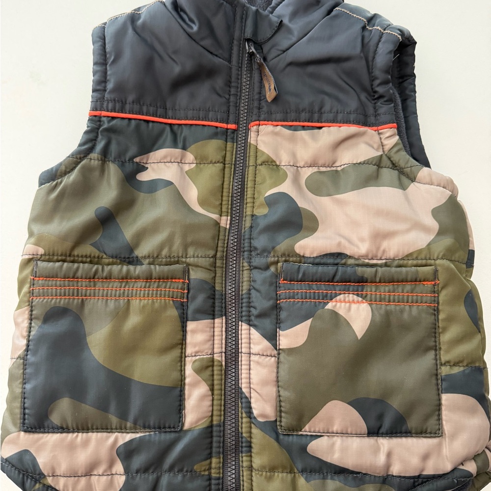 Kids Camo Puffer Vest - Olive Green